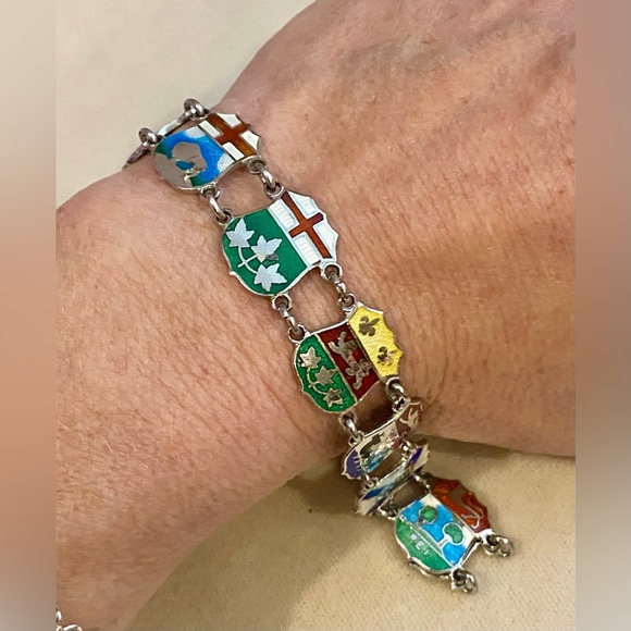 Vintage Sterling Silver Canadian Providence Coat of Arms Souvenir Bracelet - Picture 4 of 12